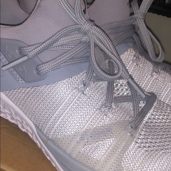 Nike Metcon Flyknit Shoes - Picture 7 of 8